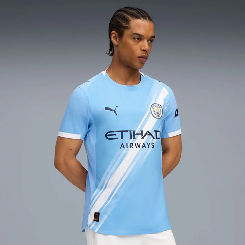 CAMISA PUMA MANCHESTER CITY I 2025/26 TORCEDOR