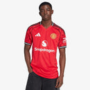 CAMISA ADIDAS MANCHESTER UNITED I 2025/26 TORCEDOR