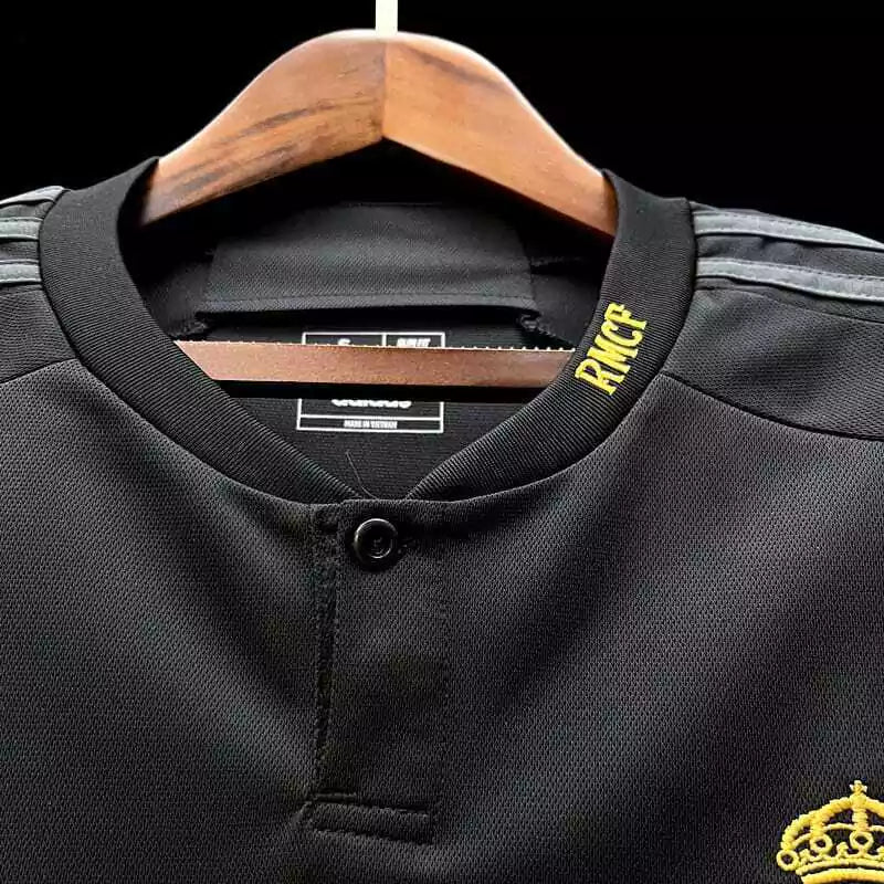 CAMISA REAL MADRID lll 23/24 - VERSÃO RETRÔ